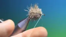 Video thumb for Spinning deer hair in a dubbing loop