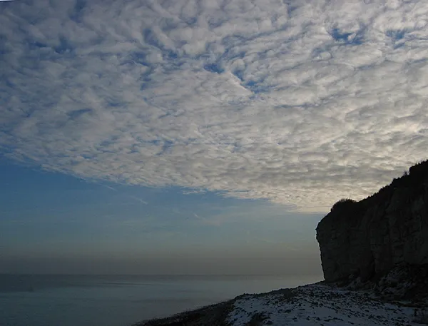 Clouds - When the sun set, clouds started forming and it immediately got very cold.